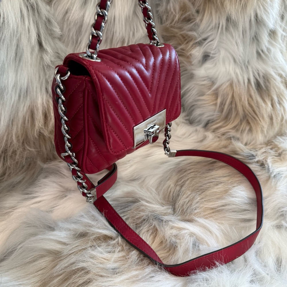 Elegant Red Quilted Michael Kors Chain Bag